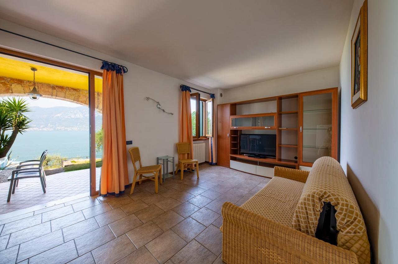 Residence Castelli ブレンゾーネ エクステリア 写真